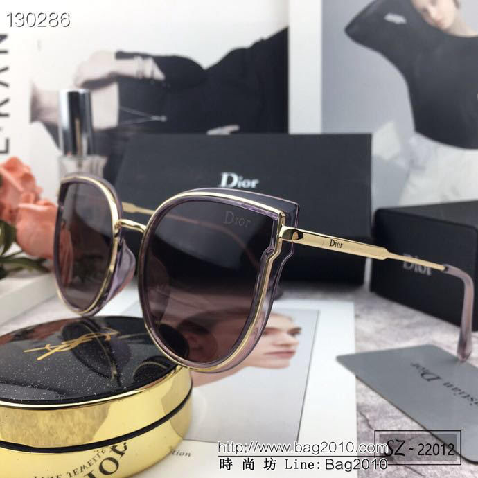 DIOR-迪奧 2019新款 太陽鏡 減輕強光負擔 遮擋有害光線防輻射 出行旅遊必備品 22012  lly1729